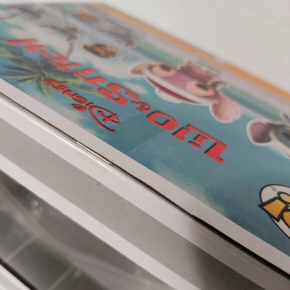 Funko Pop - Lilo & Stitch - Stitch & Angel Winter 2 Pack - Hot Topic Exclusive - Picture 7 of 8